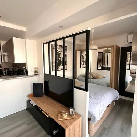 T2 Neuf Avec Loggia 5 Min Du Port De Apartment